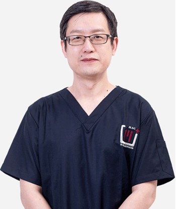 深圳正夫口腔南山区总院周铭
