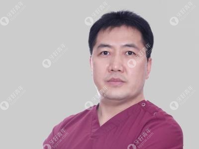北京荣懿口腔张保荣